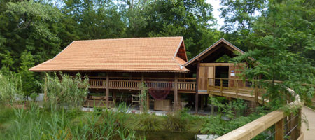 Nouveautés 2010 La Ferme Thaï et les Lémurs à ventre roux